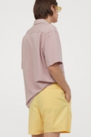 Resort shorts 13.00 €