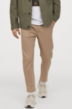Cropped chinos Slim Fit 17.00 €