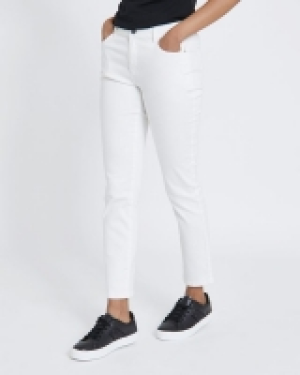 Straight Fit Mid Rise Jeans 10.00 €