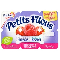 Centra  Yoplait Petis Filous Strawberry & Rasberry Small 6 Pack 47g