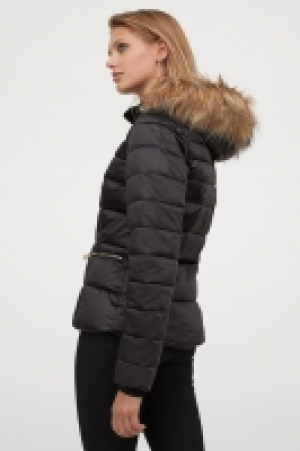 Padded hooded jacket 20.00 €