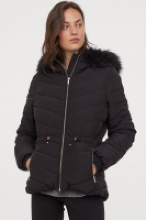 Hooded quilted jacket 20.00 €