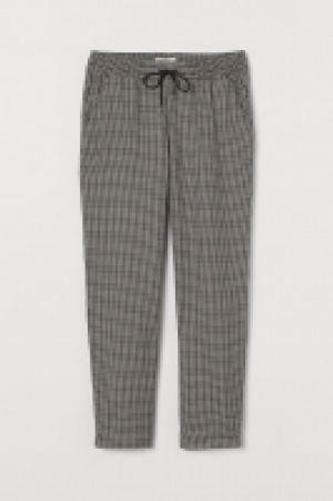 Pull-on trousers 13.00 €