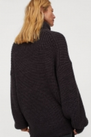 Polo-neck jumper 20.00 €