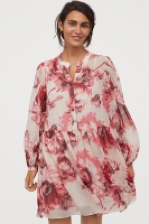 Chiffon dress 11.00 €