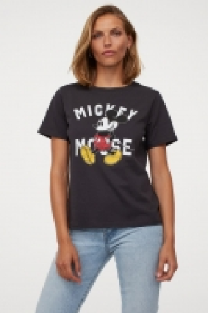 T-shirt with a motif 6.00 €