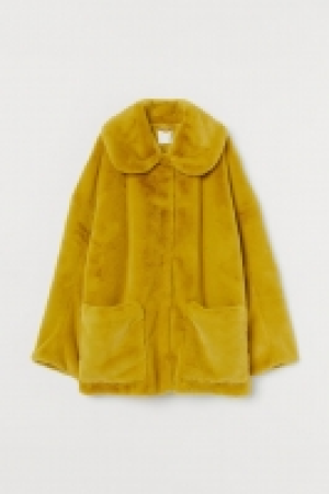Faux fur jacket 23.00 €