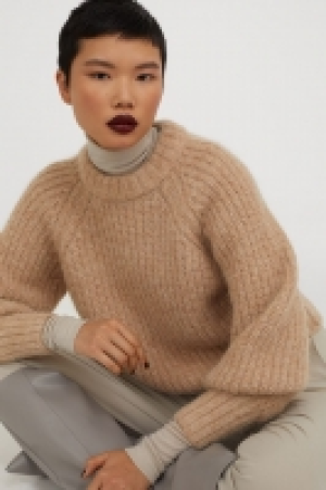 Knitted alpaca-blend jumper 30.00 €