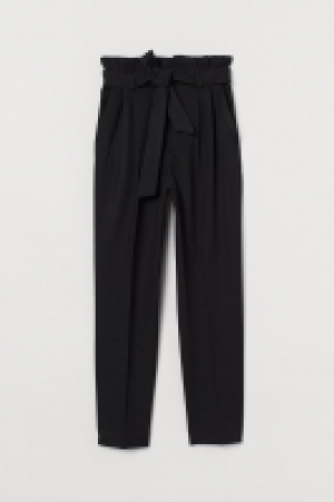 Paper bag trousers 11.00 €