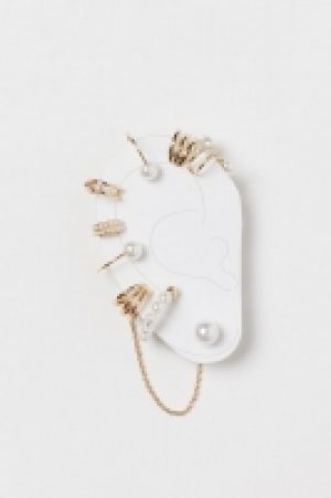 Earrings and ear cuffs 5.00 €