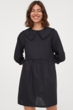 Collared poplin dress 9.00 €