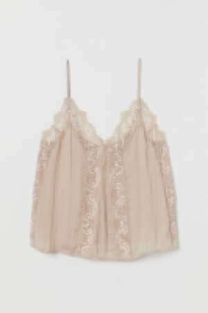 Strappy top with lace 10.00 €