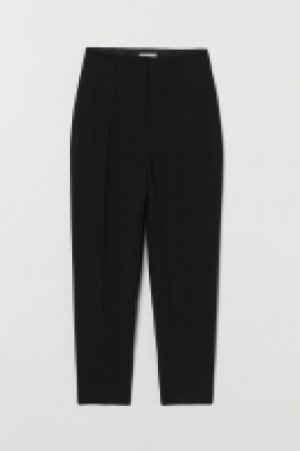Cigarette trousers 18.00 €