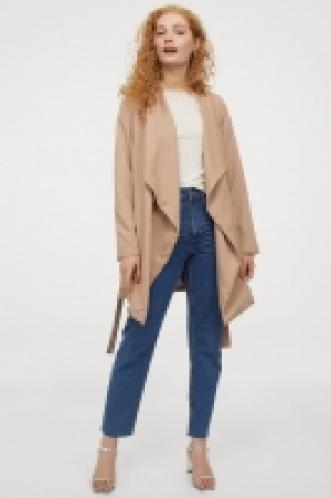 HM  Coat with draped lapels