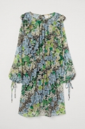 Chiffon dress 26.00 €