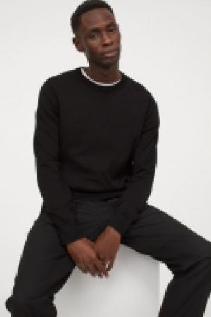 Fine-knit jumper 11.00 €