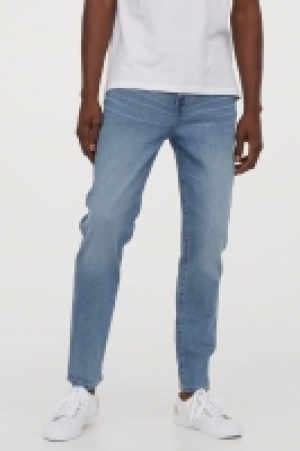 Tapered Jeans 18.00 €