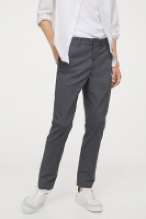 Slim Fit Chinos 18.00 €