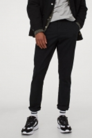 Cotton chinos Skinny Fit 15.00 €