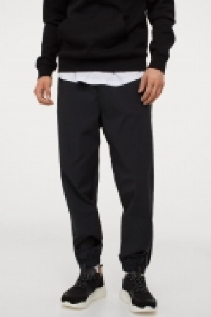 Joggers Regular Fit 13.00 €