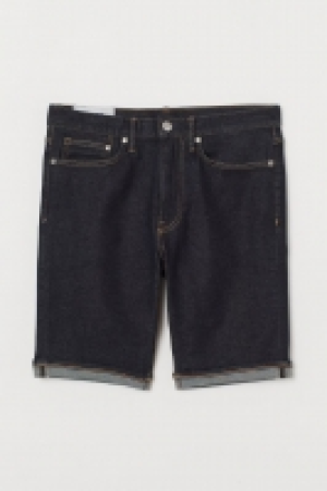 Slim Denim shorts 9.00 €