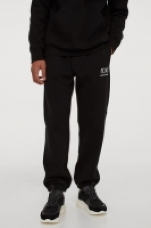 Joggers 11.00 €