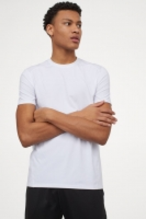 Sports top Muscle Fit 7.00 €