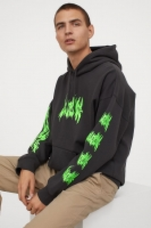 Oversized hoodie 13.00 €
