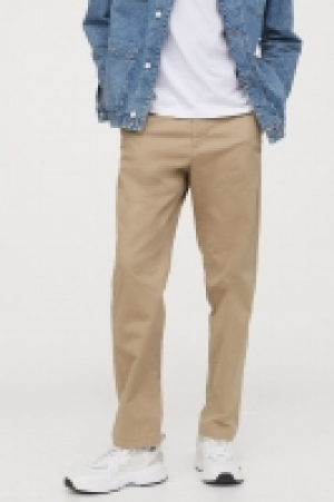 Cotton chinos Regular Fit 16.00 €