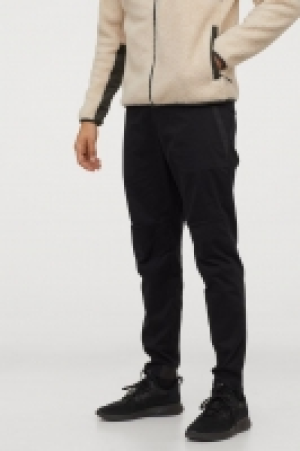 Sports trousers 23.00 €