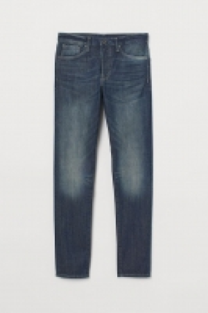Slim Straight Jeans 15.00 €