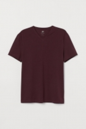V-neck T-shirt Slim Fit 5.00 €