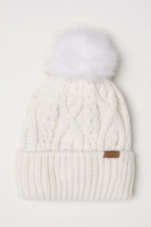 Knitted hat 6.00 €