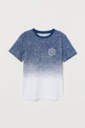 T-shirt with a motif 5.00 €