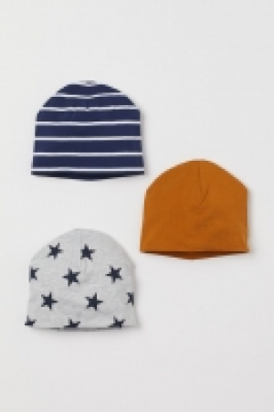 3-pack jersey hats 9.00 €