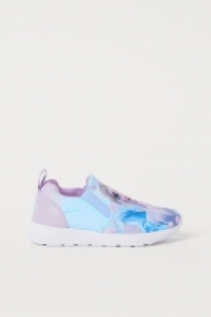 Slip-on trainers 13.00 €