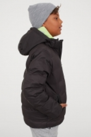 Hooded puffer jacket 25.00 €