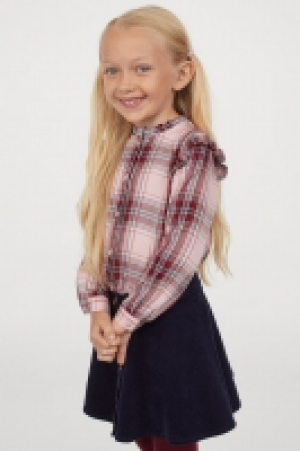 Frill-trimmed blouse 10.00 €