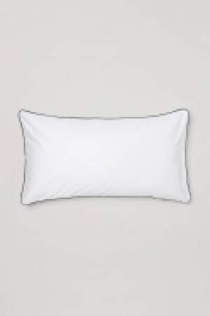 HM  Cotton satin pillowcase