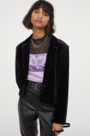 Short jacket 17.99 €