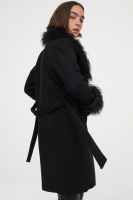 HM  Faux fur-trimmed coat