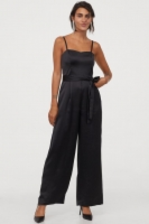 Satin jumpsuit 25.00 €