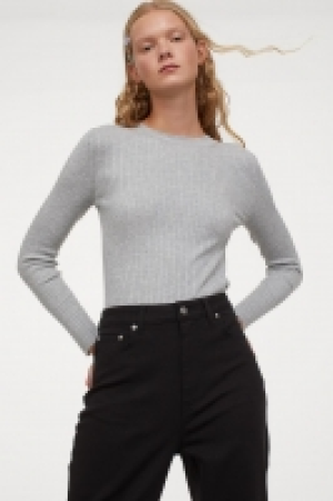 Fine-knit top 7.99 €