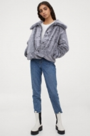 Faux fur jacket 30.00 €