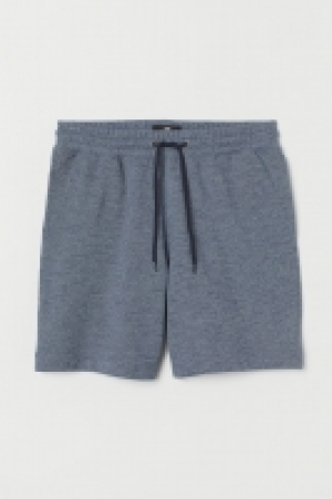 Sweatshirt shorts 8.00 €