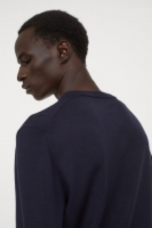 Merino wool jumper 28.00 €