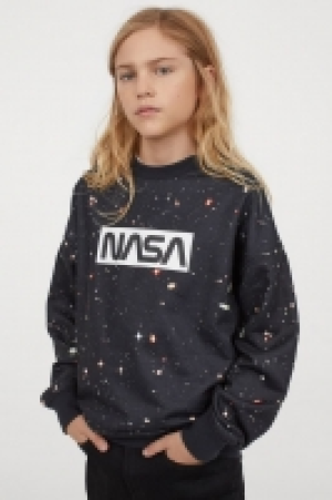 Printed sweatshirt 12.99 €
