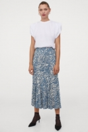 Calf-length skirt 25.00 €