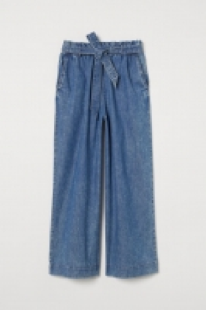 Wide Paper Bag Jeans 8.00 €