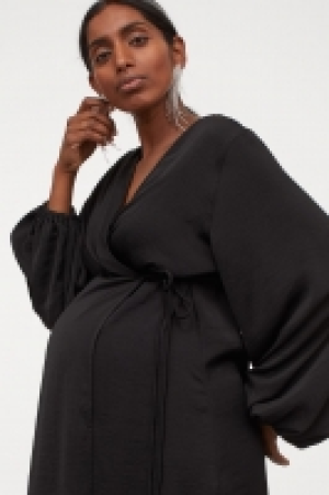 MAMA Wrap dress 13.00 €